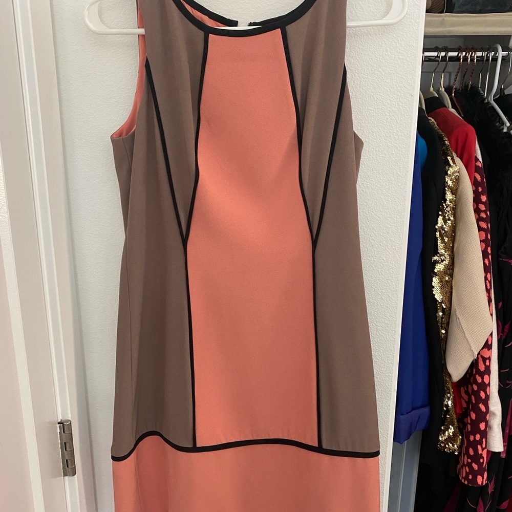 Jessica Simpson size 4 shift dress